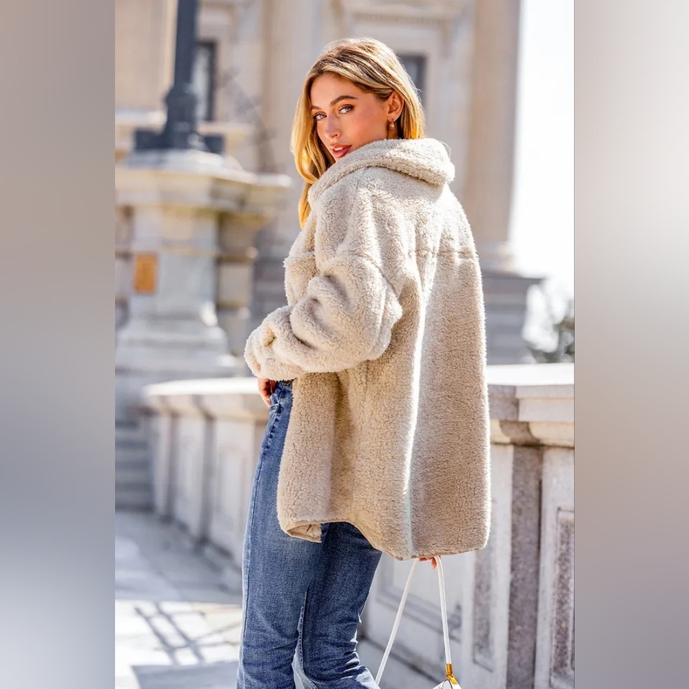 CUPSHE Snowed In Faux Shearling Coat Size Large NWT Cozy Casual - Picture 7 of 13